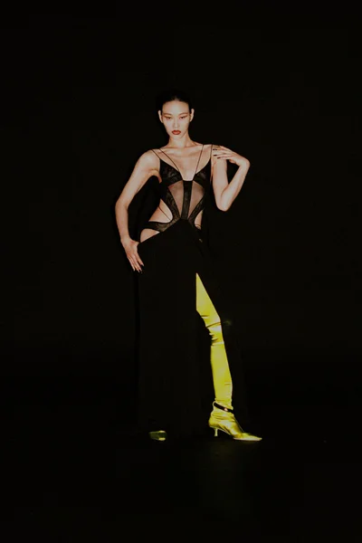 Look 18